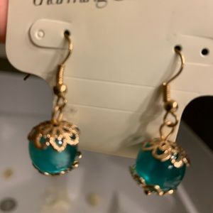 Earrings fashion green drop balls vintage look